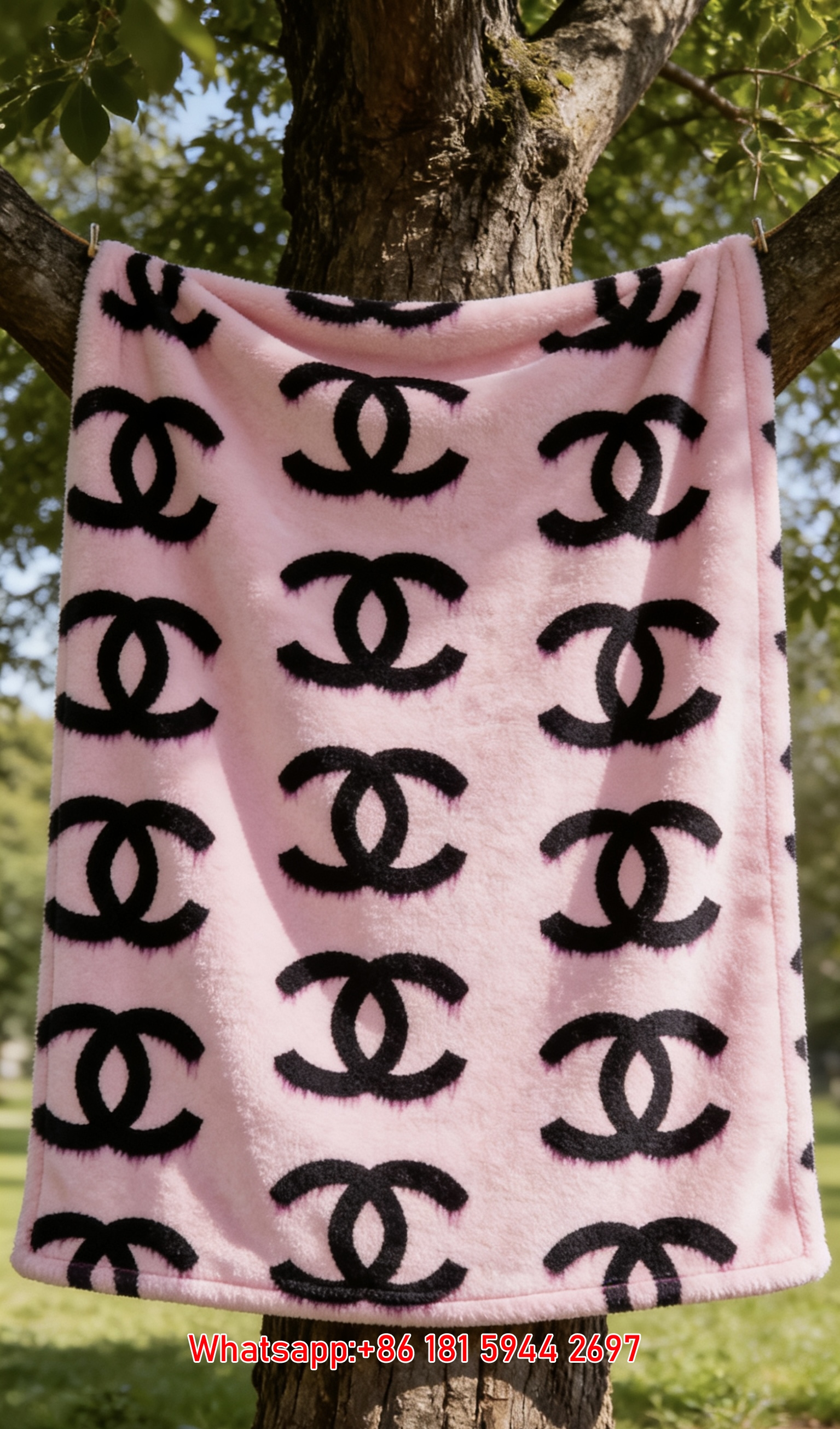 Chanel Pink Furry CC Logo Flannel Throw Blanket IMG_7056